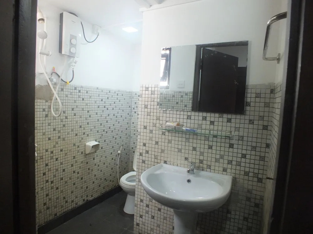 Drop Inn Hostels