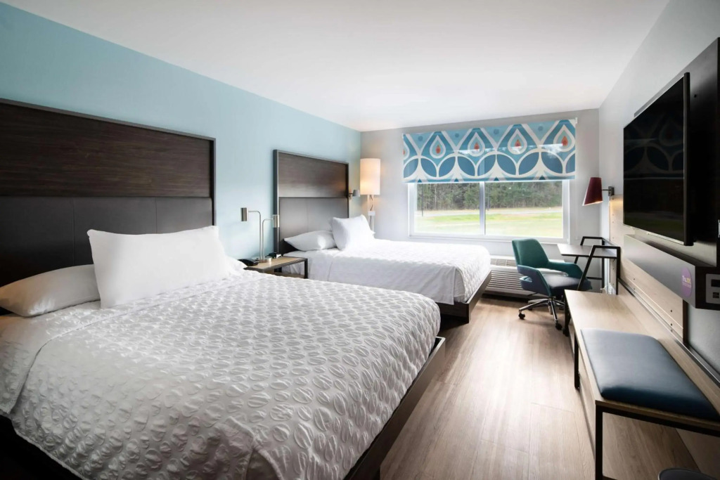 Super 8 by Wyndham Findlay