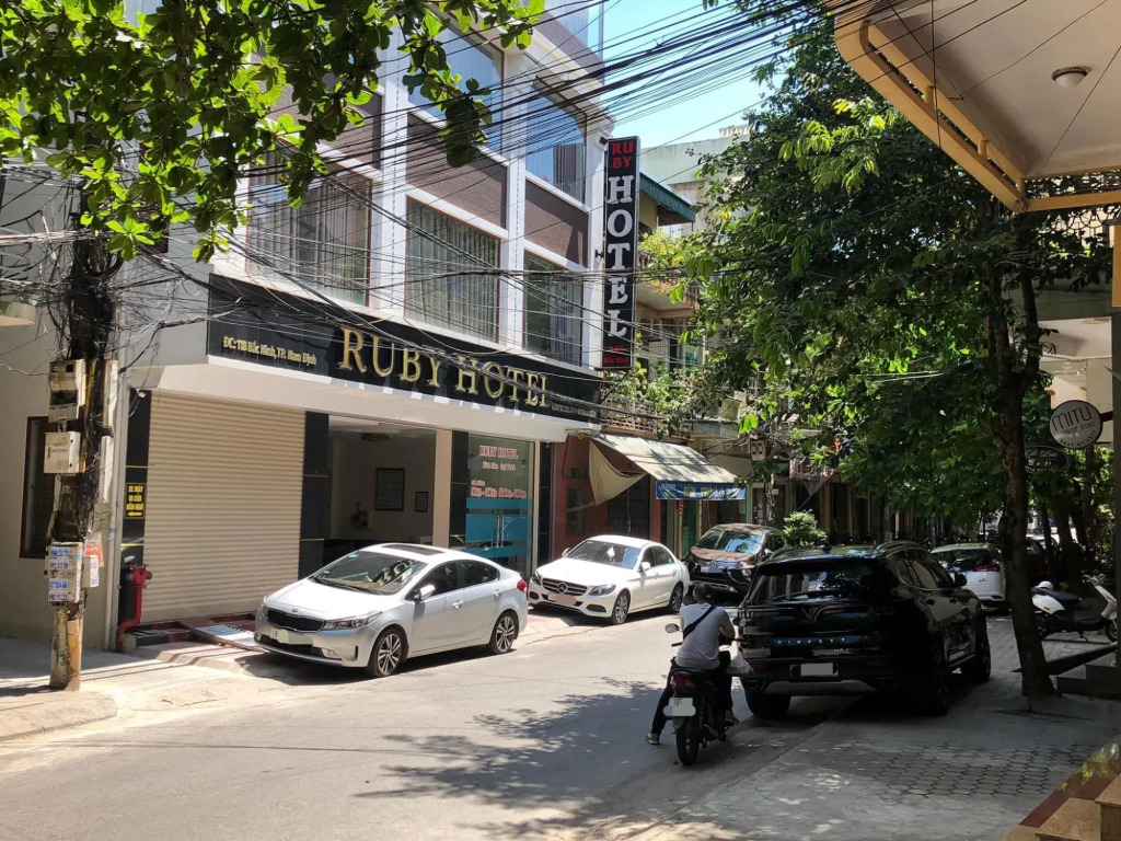 Ruby Hotel
