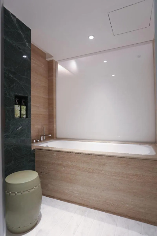 Kingtown Hotel Hongqiao