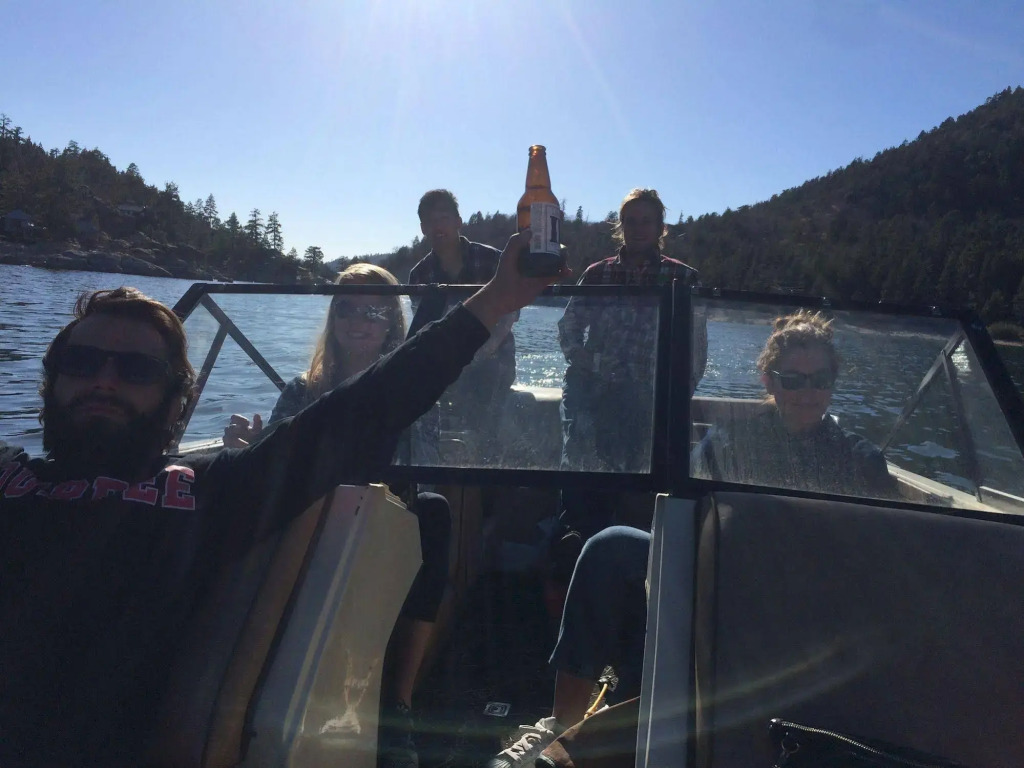 ITH Big Bear Lake Hostel & Lodge