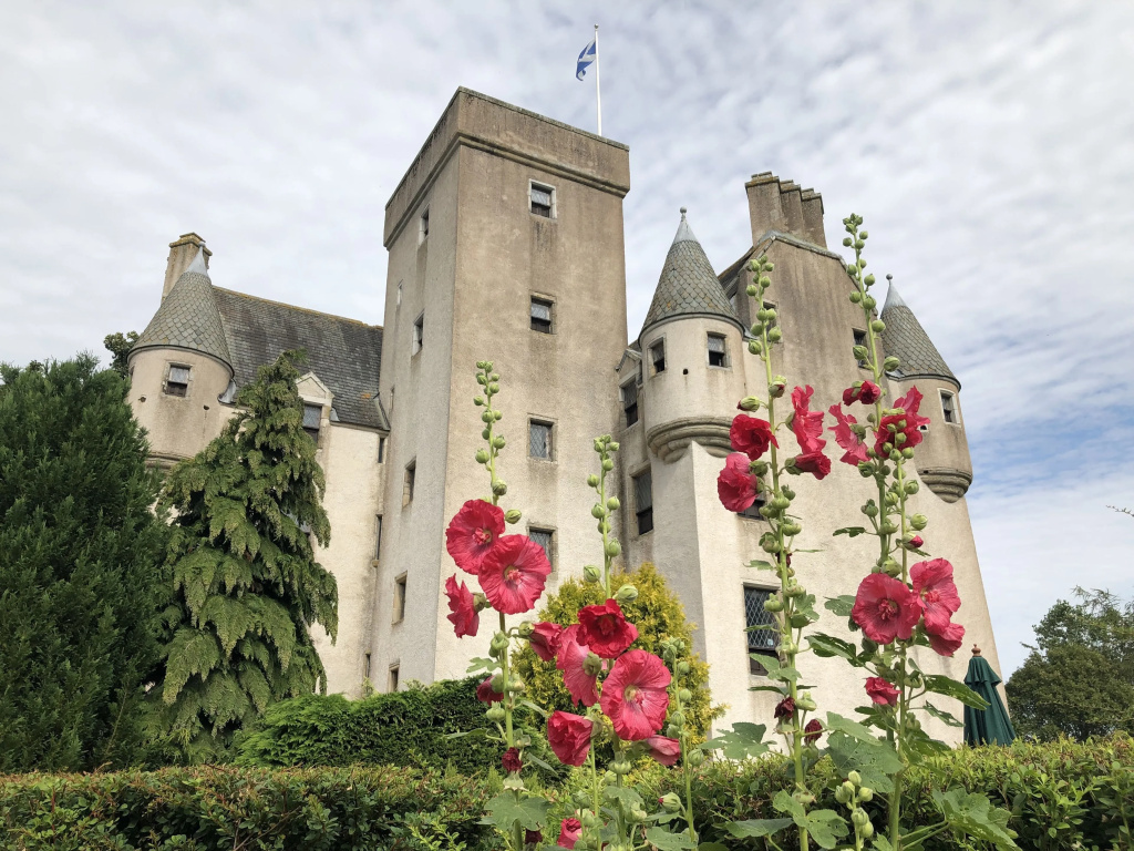 Leslie Castle