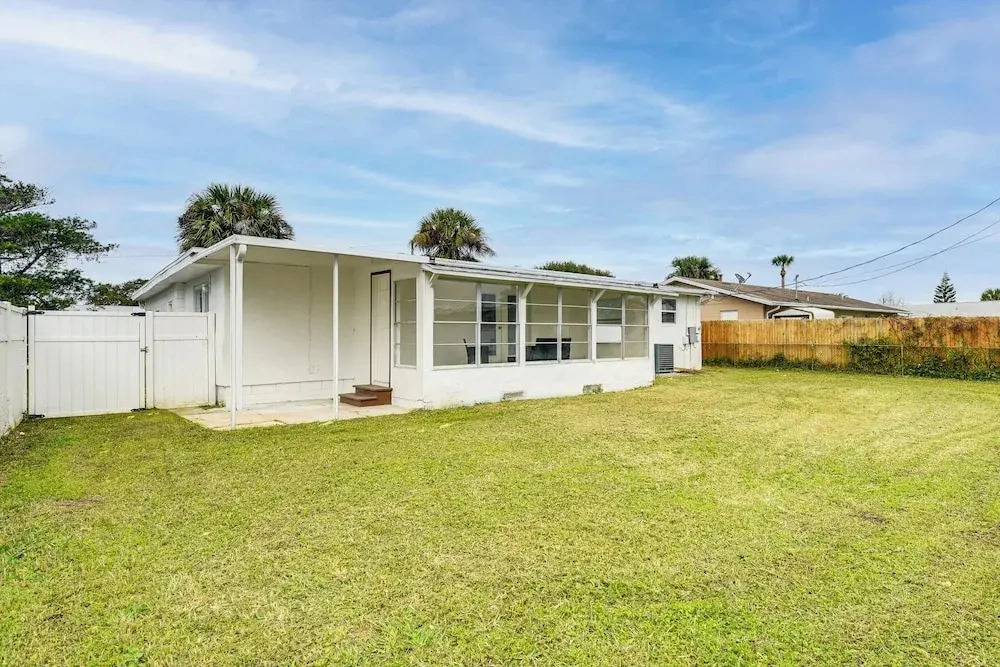 Walk to Romano Beachfront Park: Airy Home w/ Yard