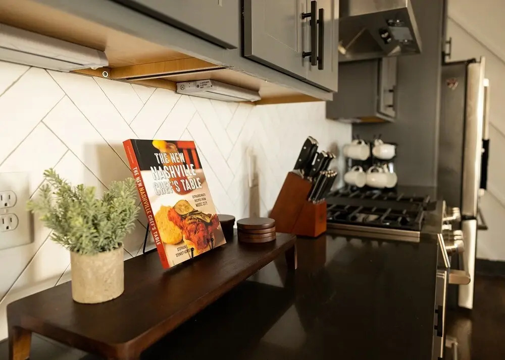 Broadway Getaway-rooftop Patio-mins to The Gulch