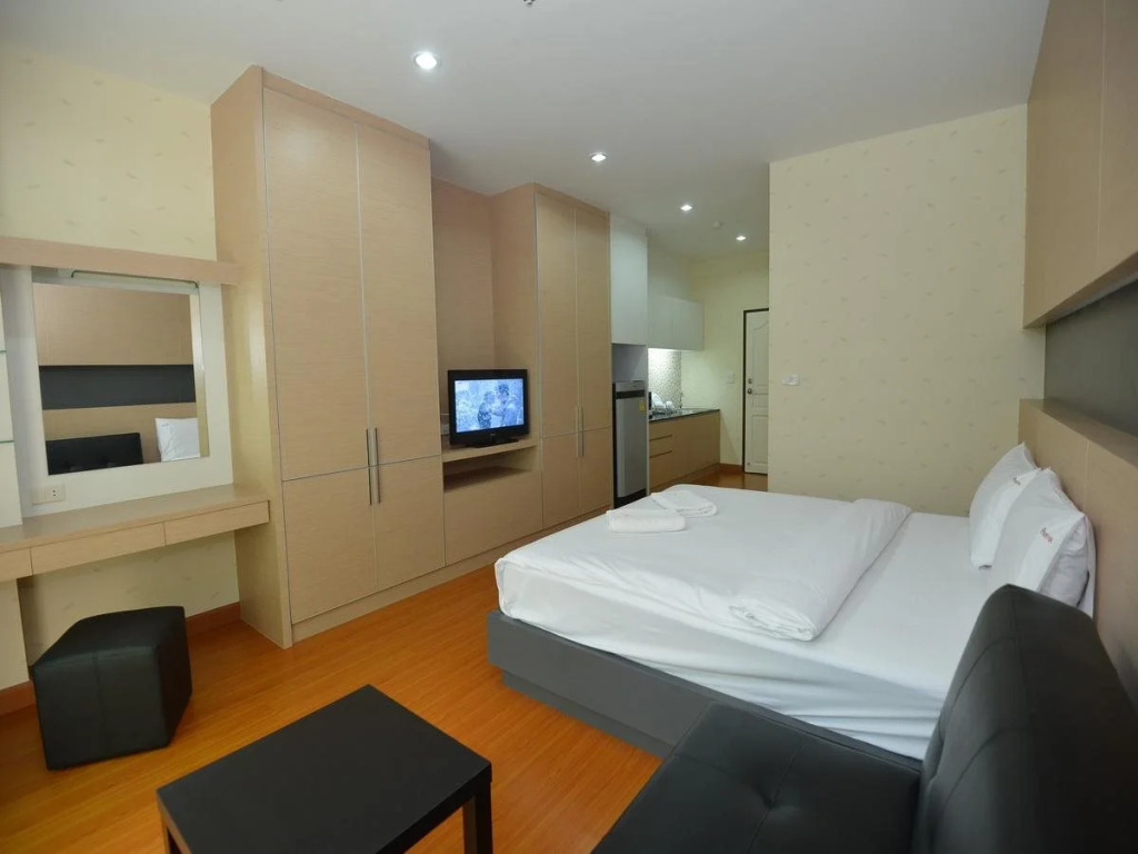 Pariya Green Place