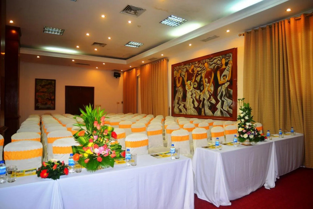 Central Hotel