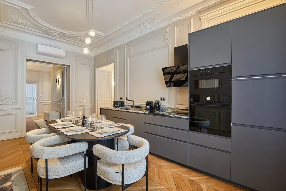 Amazing apartment Saint Germain des Pres with AC by Studio Prestige