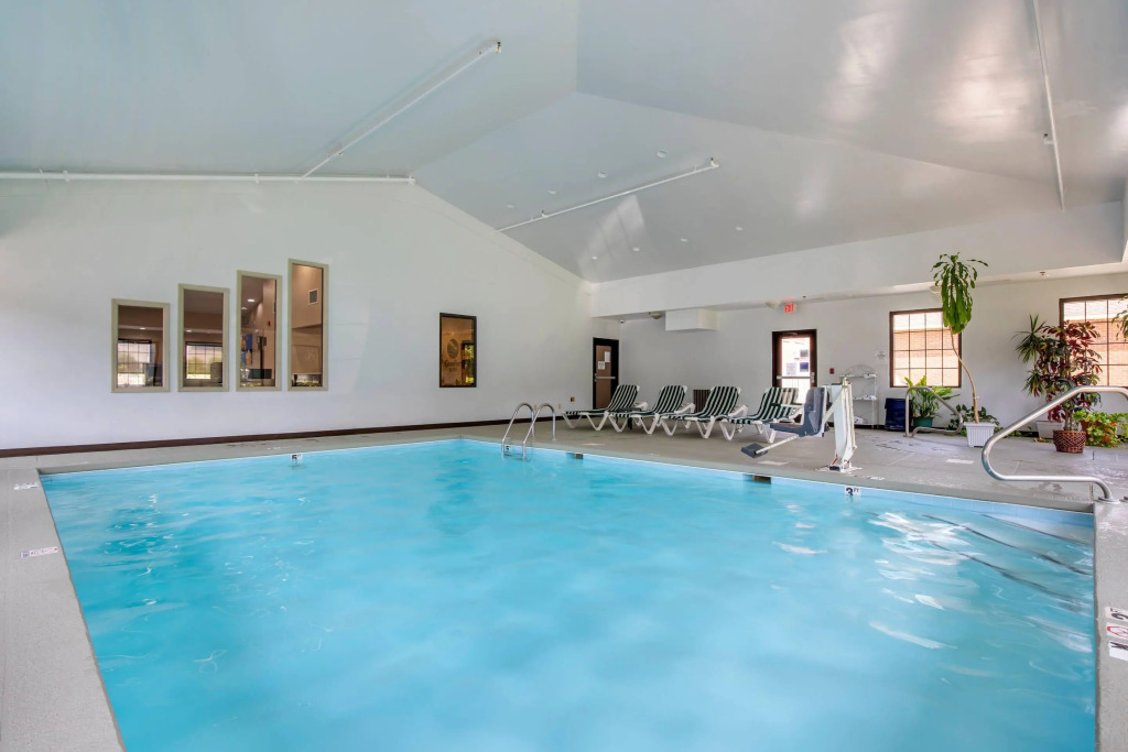 Comfort Inn near Downtown & Blue Ridge PKWY
