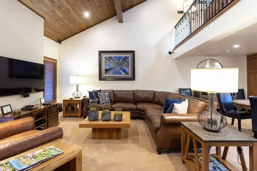 Ridgepoint at Deer Valley Resort - Three Bedroom with Hot Tub #124 3 Condo