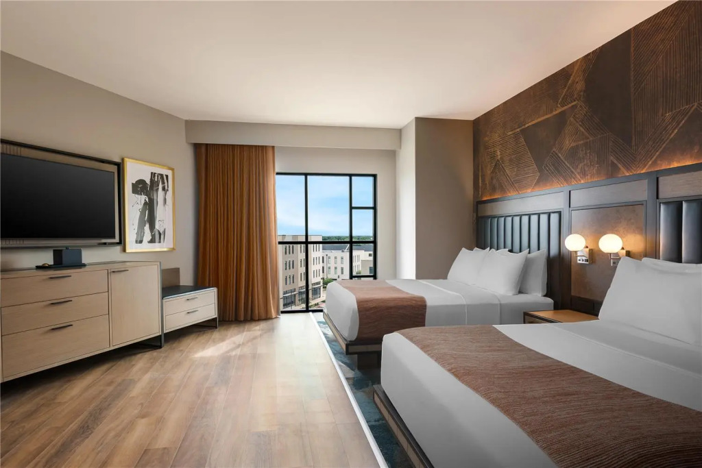Hotel Avail Rogers, Tapestry Collection By Hilton