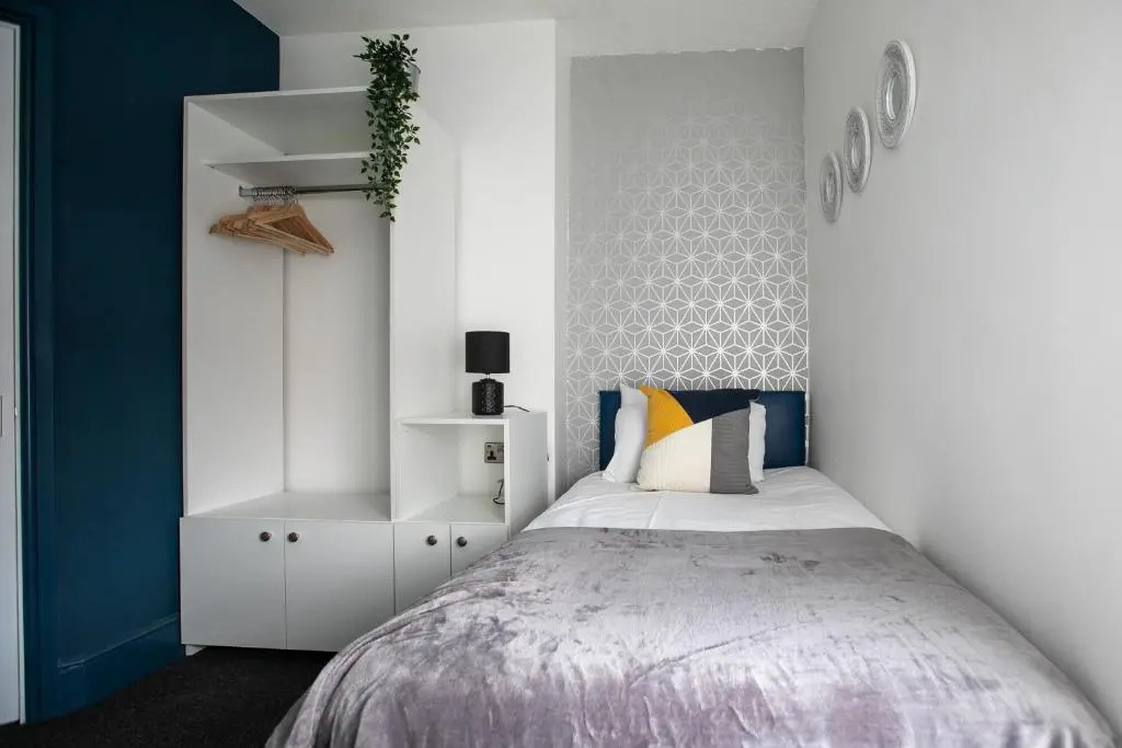 Modern Contractor House & Garden & Free Parking