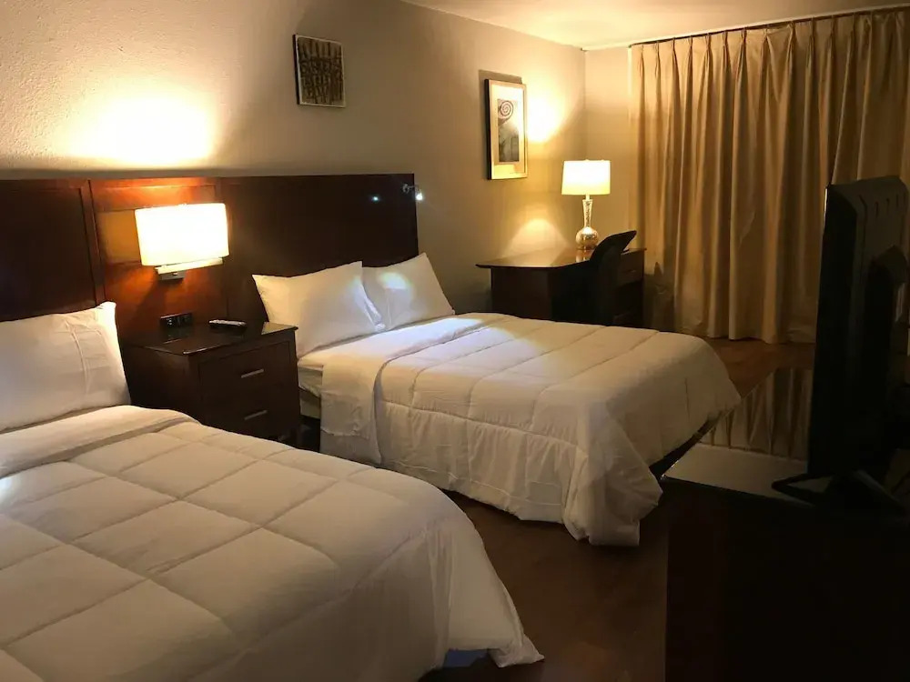 Americas Best Value Inn & Suites