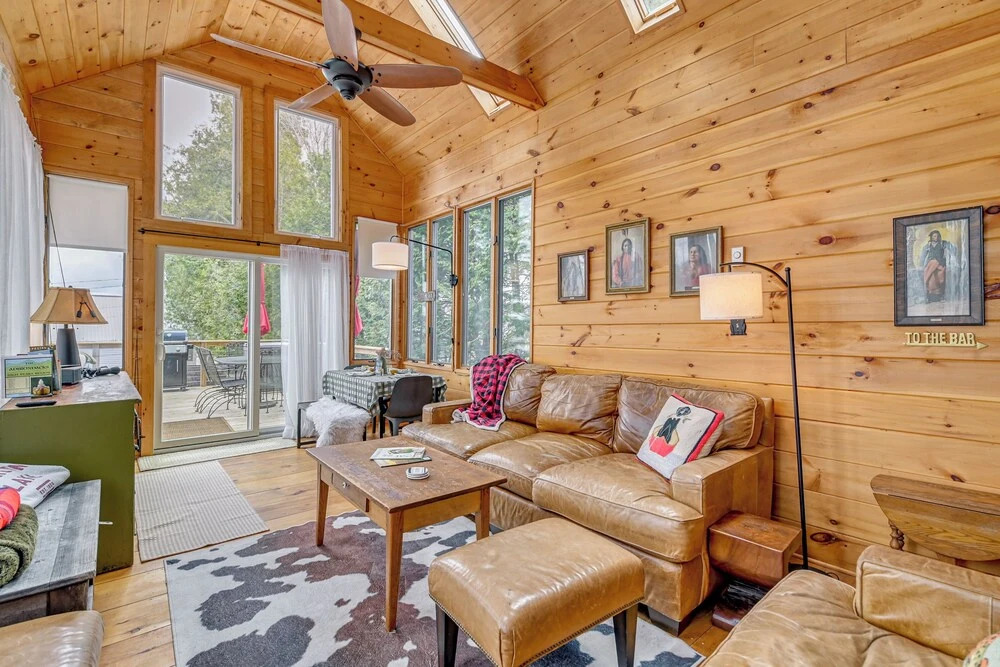 Cabin w/ Shared Beach & Great Views, Walk to Town