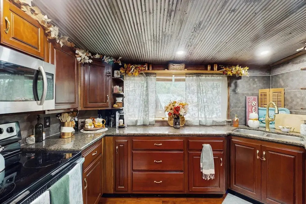 Nearby Trails: 1BR Apartment w/ W & D
