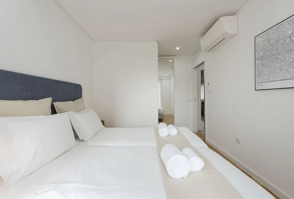 Bruno's Downtown Apartment