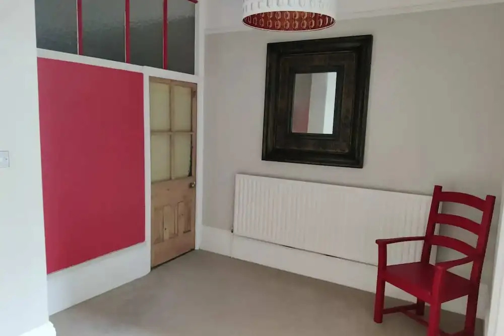 Serene 2 Bedroom Apartment in Clifton