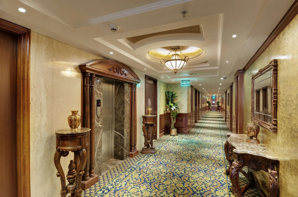 Express Inn The Business Luxury Hotel