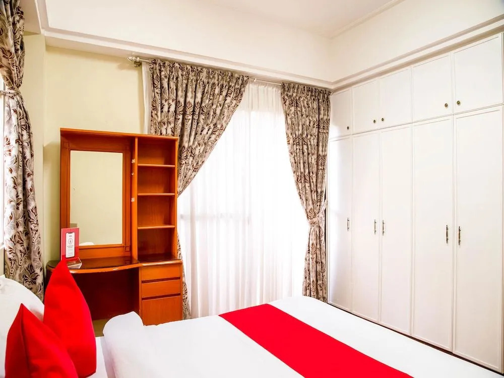 Oyo 211 las Palmeras Apartelle