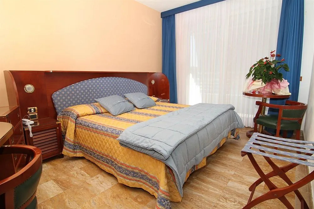 Hotel Sabbia Doro