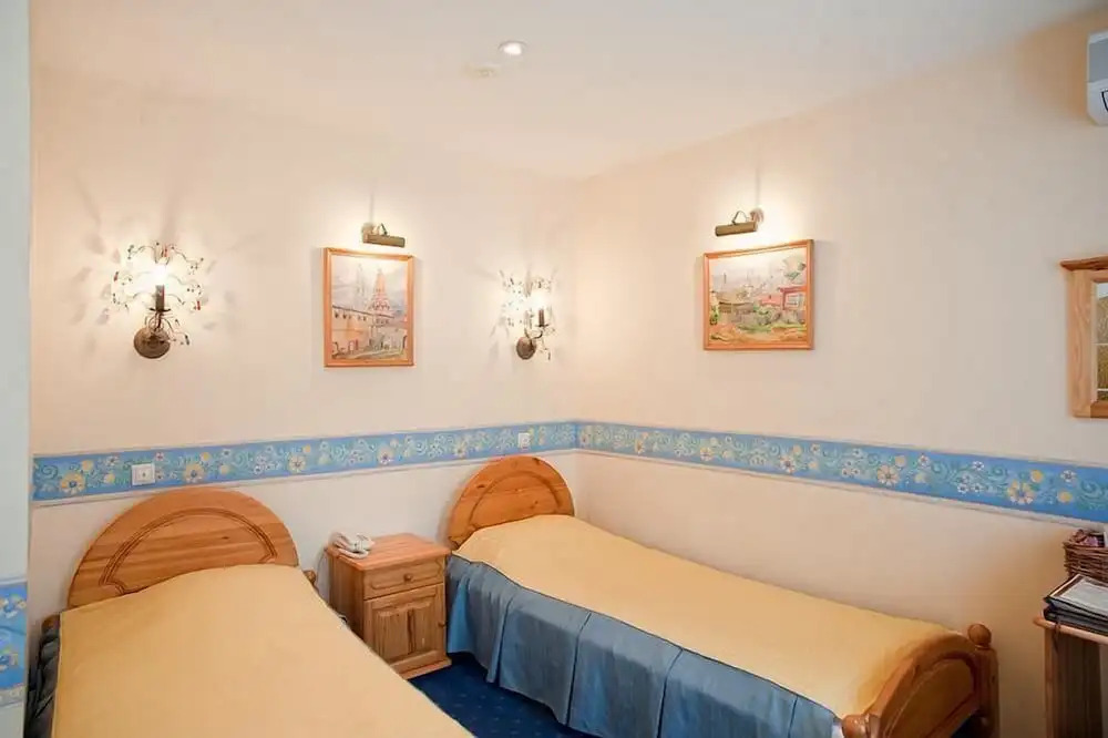 Imperial Village Hotel Rozhdestvenskii