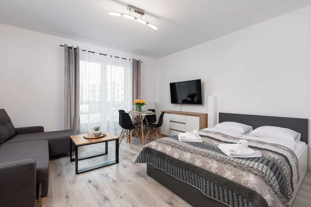 Cosy Łużycka Studio by Renters