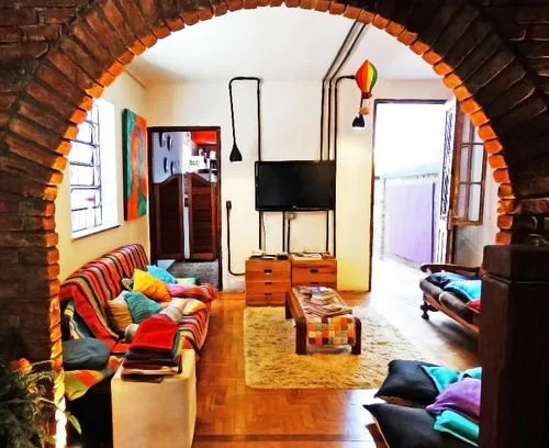 Uvaia Hostel