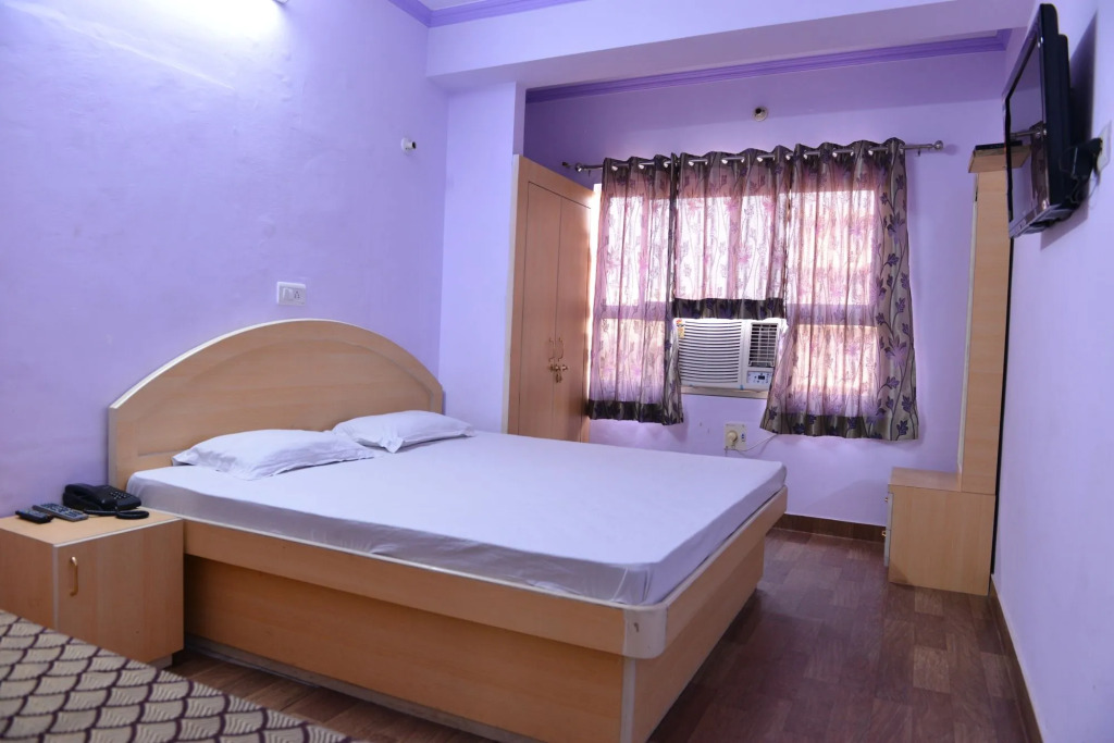 Hotel Mohit Palace