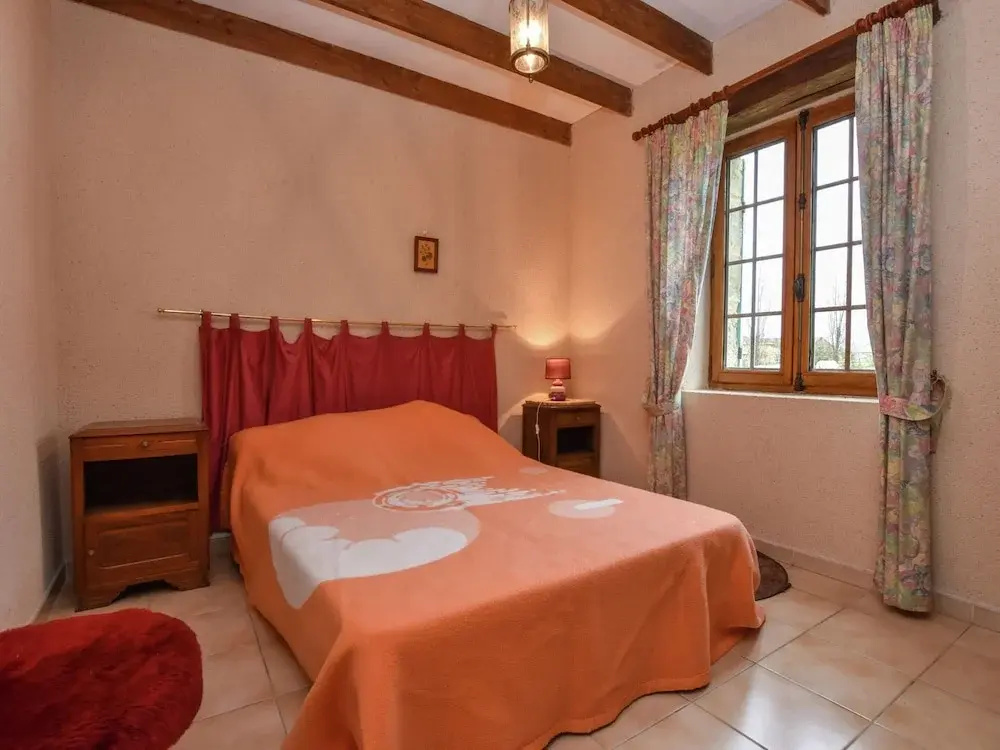 Perigord House With Private Swimming Pool in the Middle of Unspoiled Nature