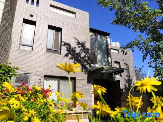 Dali Guibird Seaview Villa
