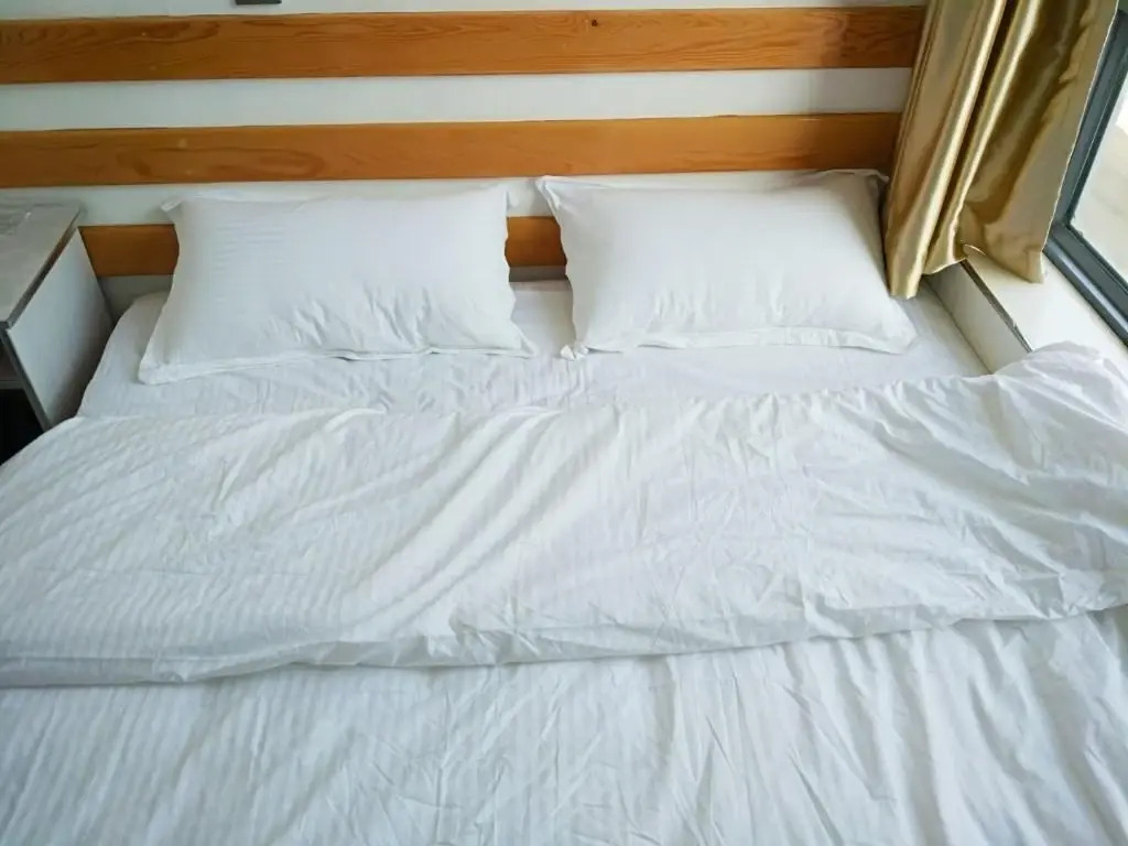 Tianchi Youth Hostel