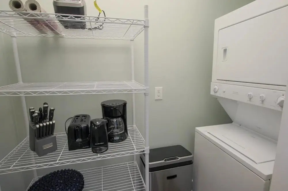 Waterscape A602 - 3 Br condo by RedAwning
