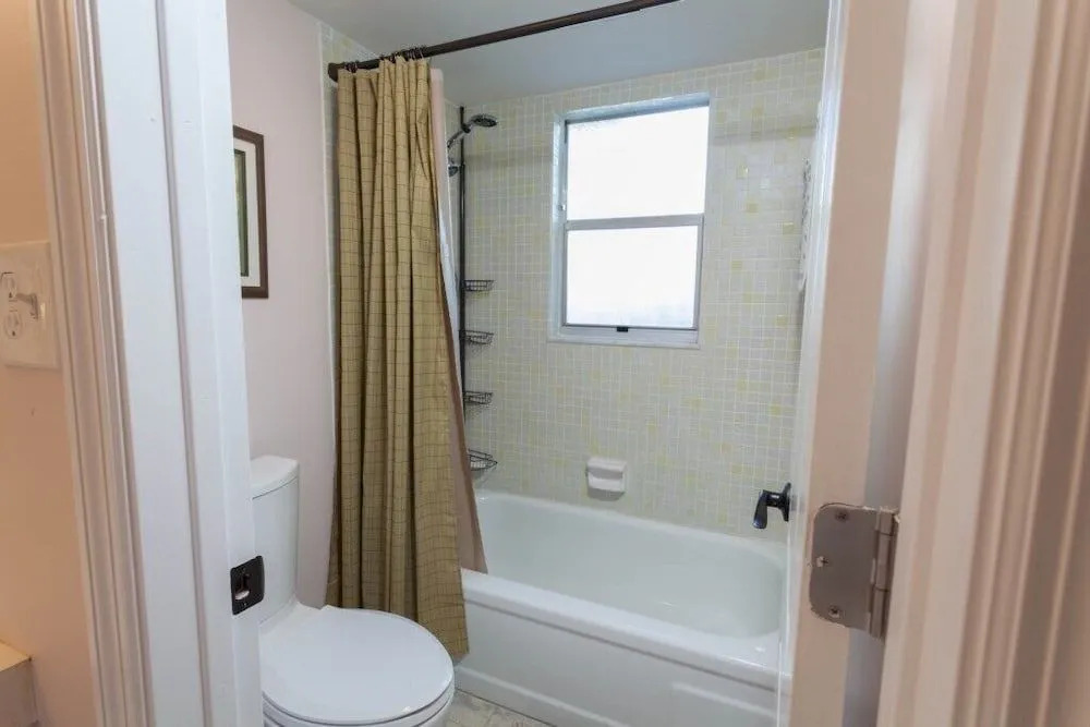 3045 #5A Fort Myers Beach - 2 Br Condo