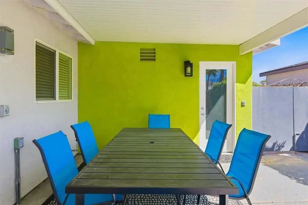 Welcome to Casa Cielo Vista, a Bright South Palm Springs Retreat