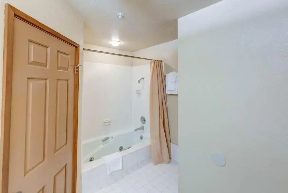 Aspen Creek #204 - Near Golf, Fishing & Hiking