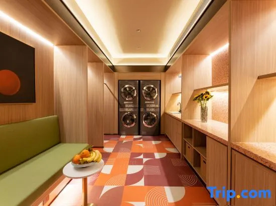 Orange Sanhe Century Plaza Hotel