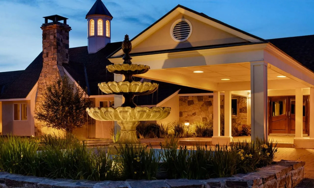 Orchards Hotel