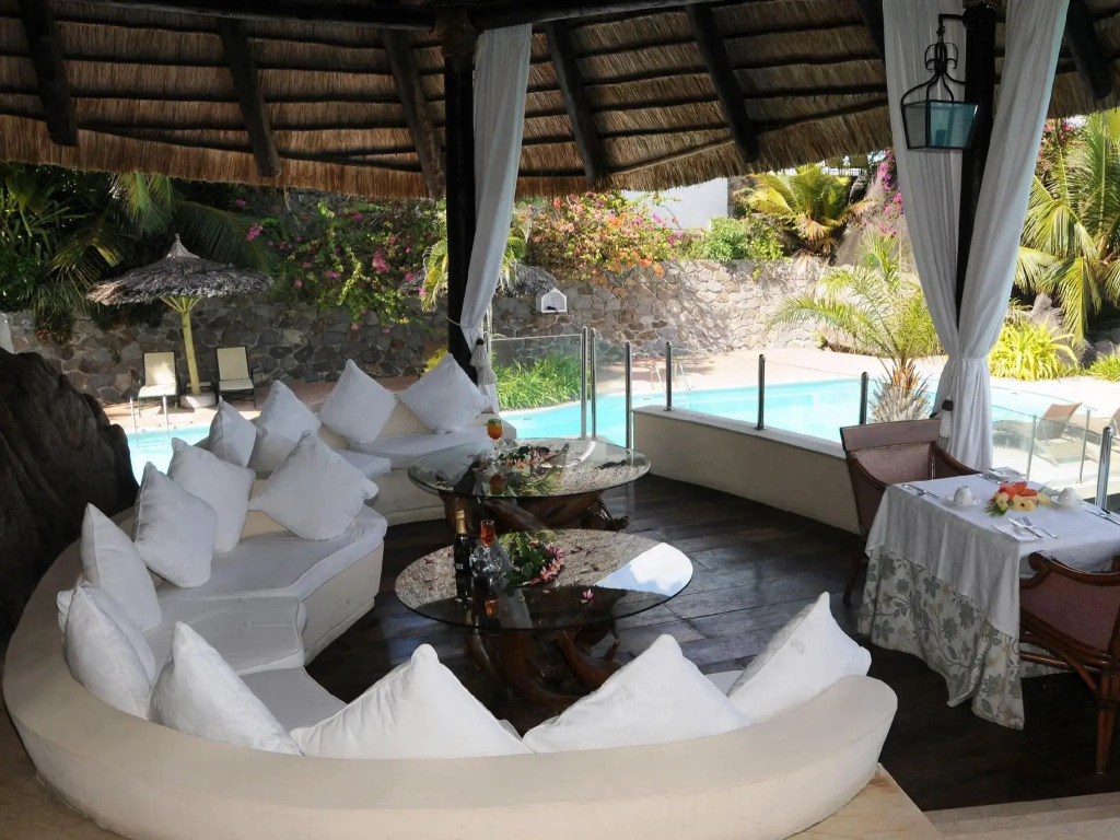 Sunset Beach Hotel