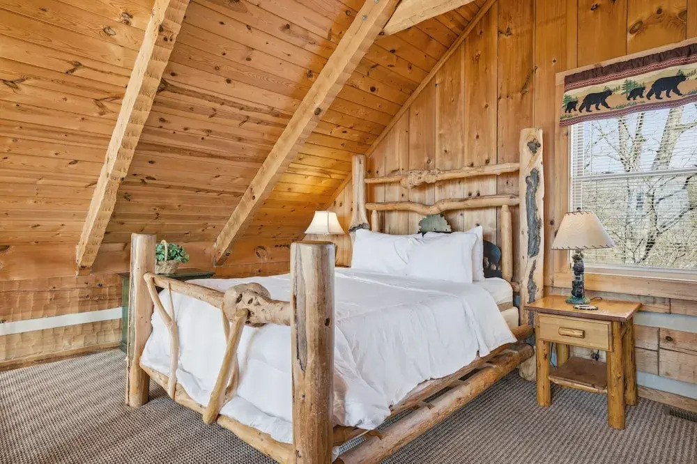 Somewhere In Time 2 Bedroom Cabin