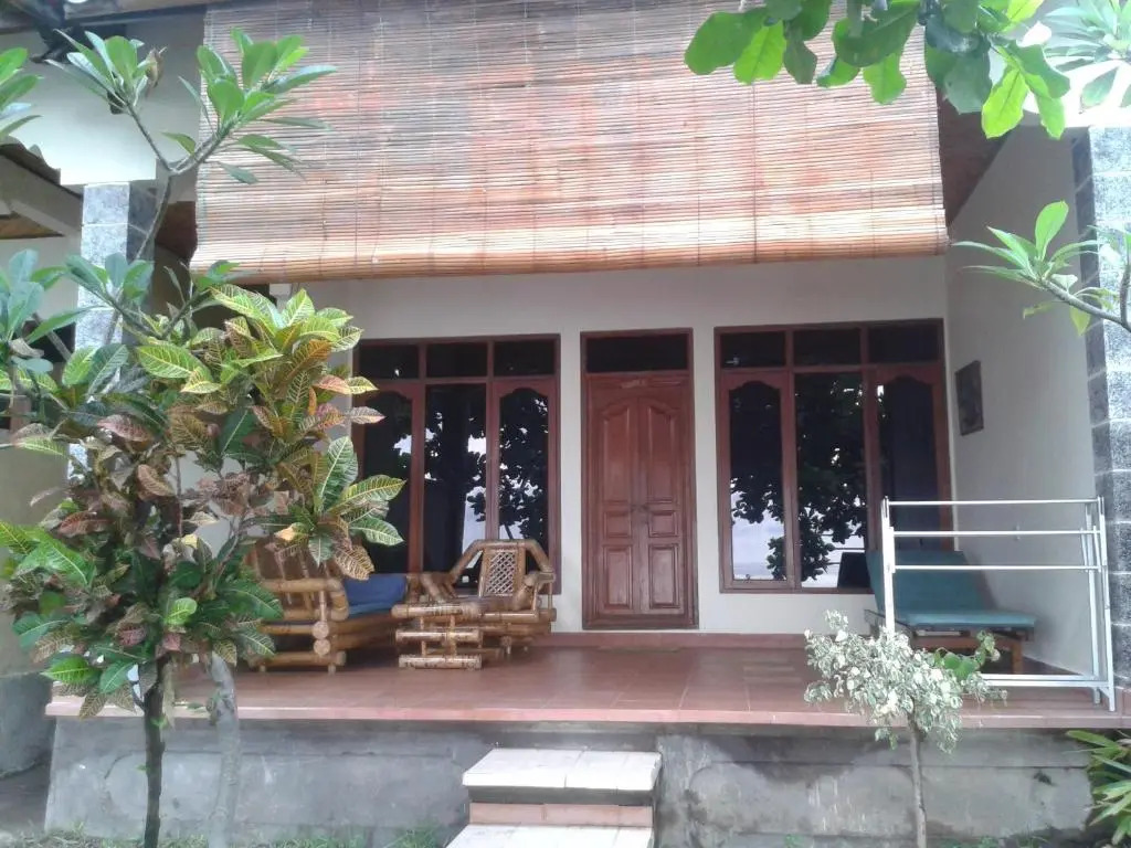 Bamboo Bali Hill Bungalows