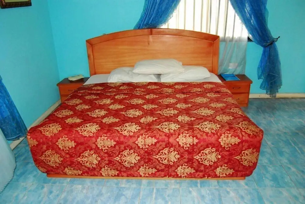 Piccadilly Suites
