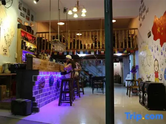 Nanjing Qingjian 1949 Bed and Breakfast (Yunshuiyao Scenic Area Branch)