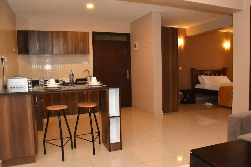 Emilia Apartments Hotel
