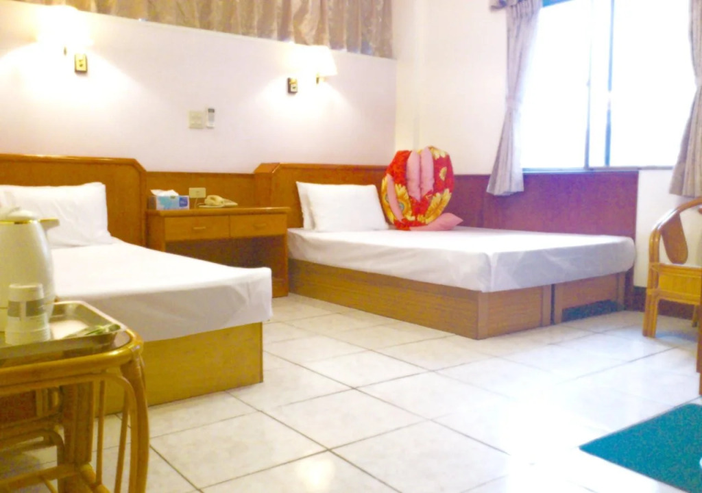 Jin Lon Hotel