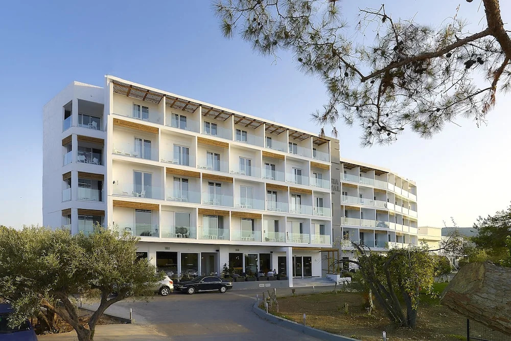 Vasia Royal Hotel