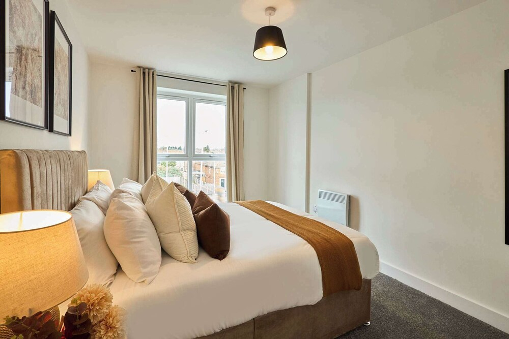 Host Stay 10 Queens Court