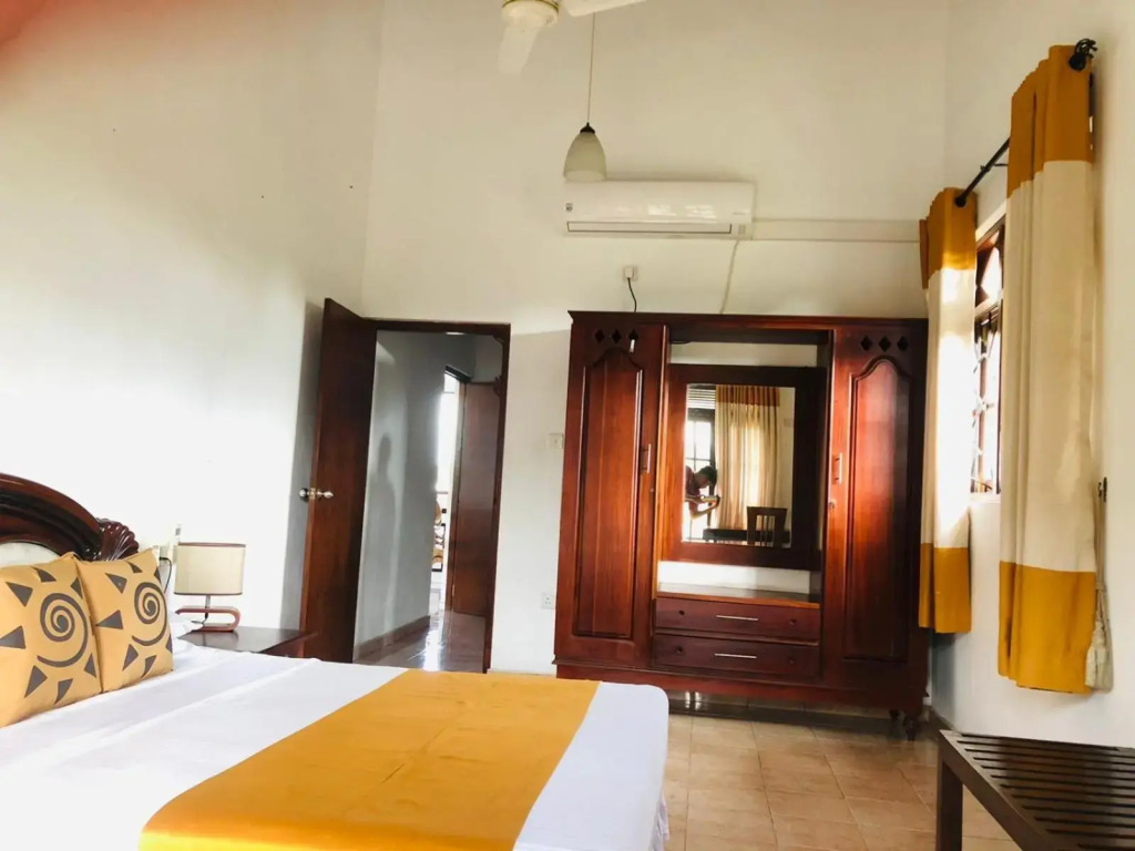Villa 42