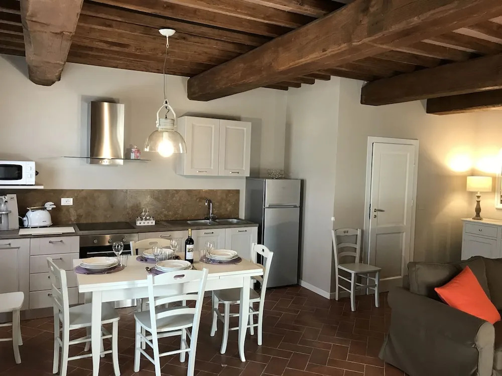 Borgo del Silenzio - Apartments with pool in Lajatico