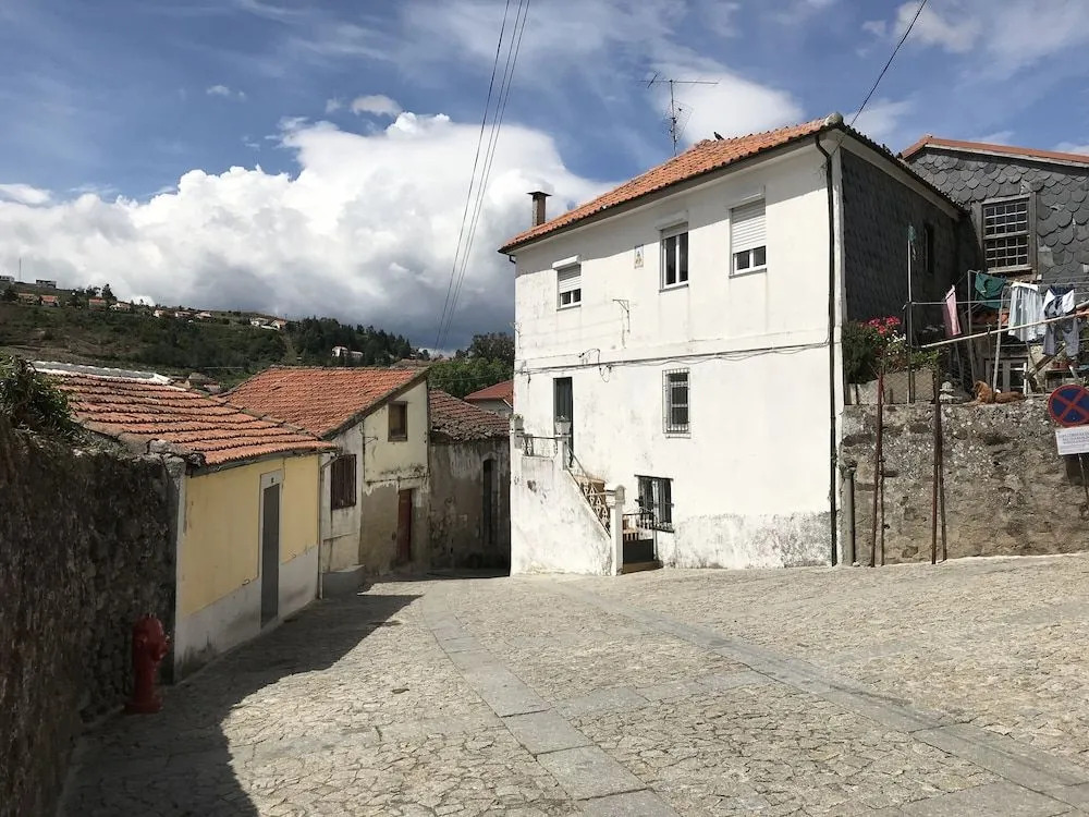 Casas Do Castelo De Lamego