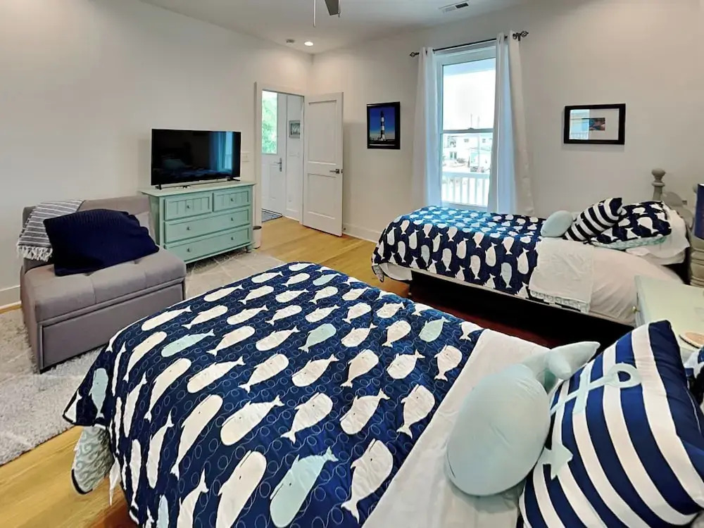 Channel 6 by Topsail Realty