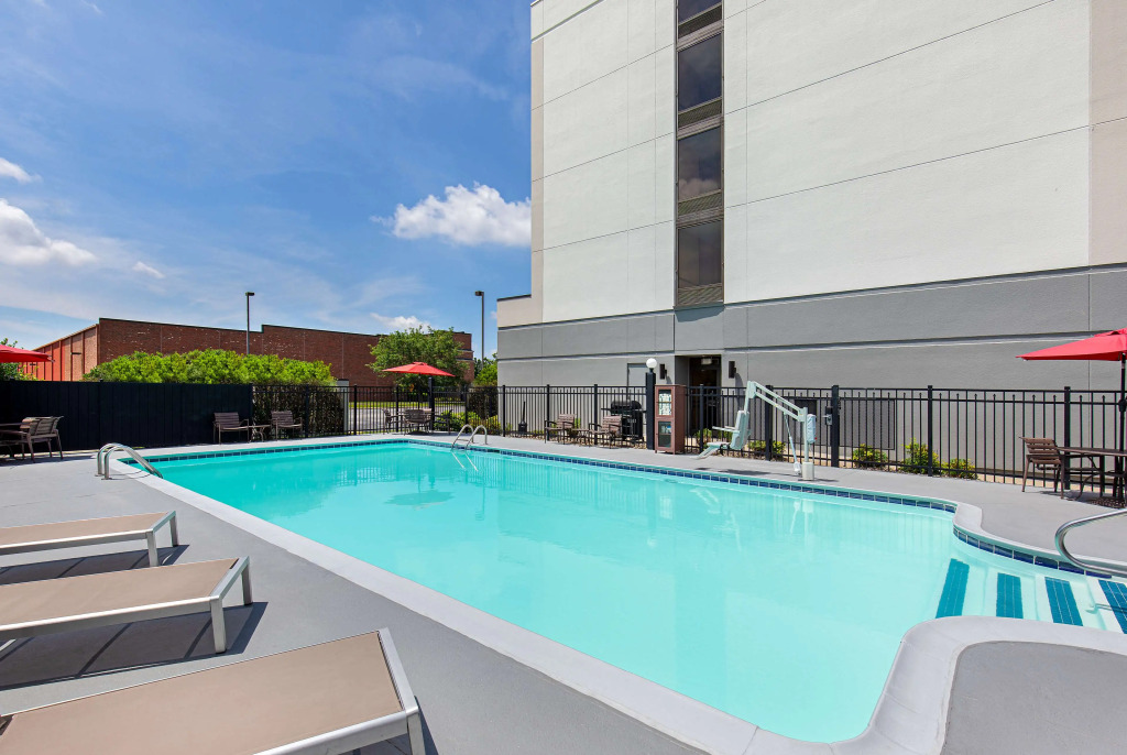 Hyatt Place Louisville-East